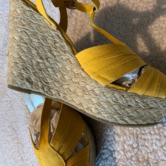 ‘Bamboo’ Wedge Heels - Picture 3 of 4